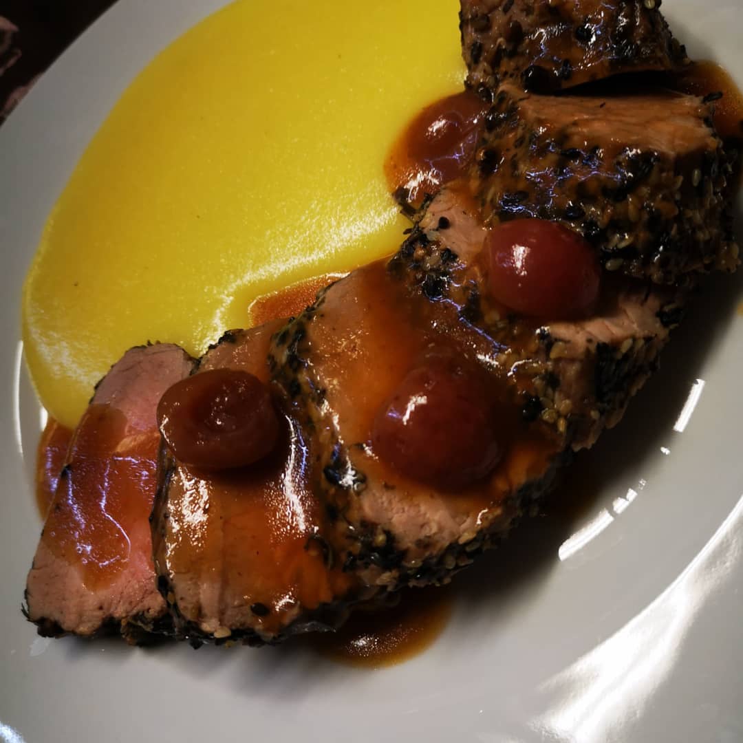 Filetto maiale con salsa ciliege